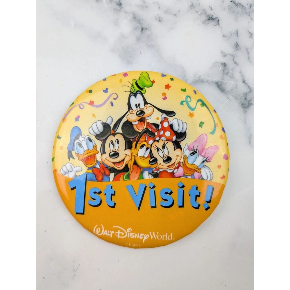 Disney World 1st Visit Tin 3” Button/Pin Mickey Minnie Donald Daisy & Pluto 2015